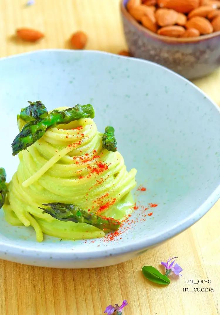 Ricetta Spaghetti al pesto di asparagi di stefanoriccifoodblog