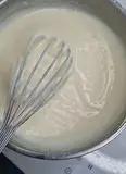 Immagine del passaggio 2 della ricetta Tortellini con prosciutto crudo e parmigiano reggiano Fini al forno, con besciamella homemade scamorza e noci 💥