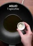 Immagine del passaggio 3 della ricetta Spaghettoni con cozze, pomodorini e salsa di pane