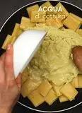 Immagine del passaggio 4 della ricetta Paccheri alla crema di burrata e pistacchi con guanciale croccante