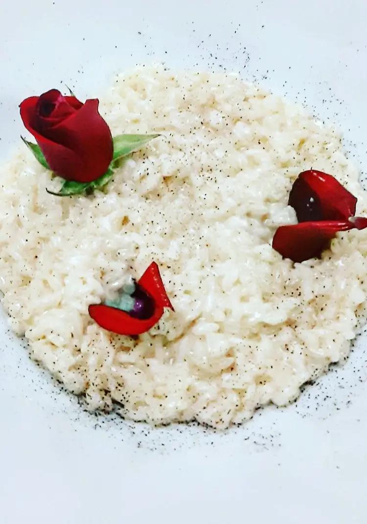 Ricetta Risotto alle rose e parmigiano di astrahan79