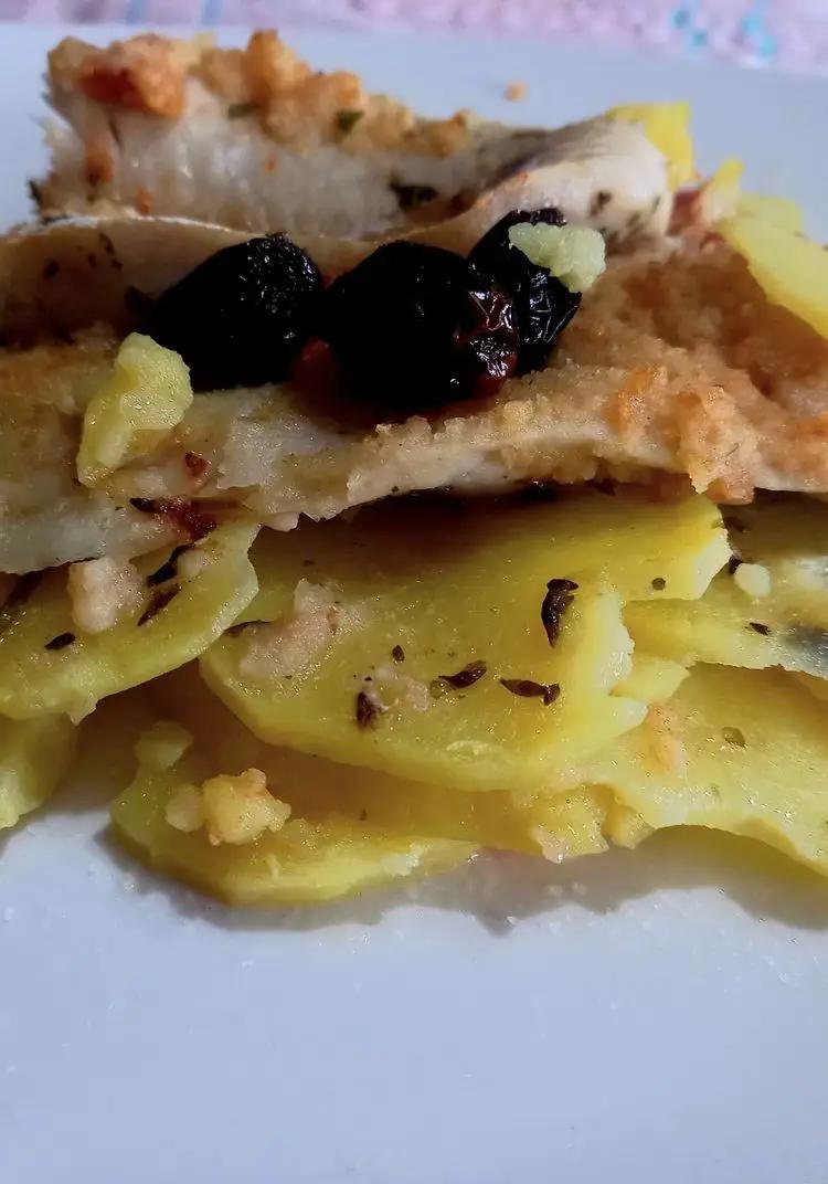 Ricetta Merluzzo dorato con patate e olive di Mariomazzei