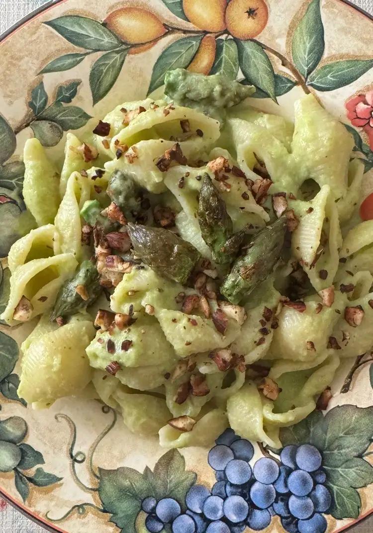 Ricetta Conchiglie con crema di asparagi di katia_