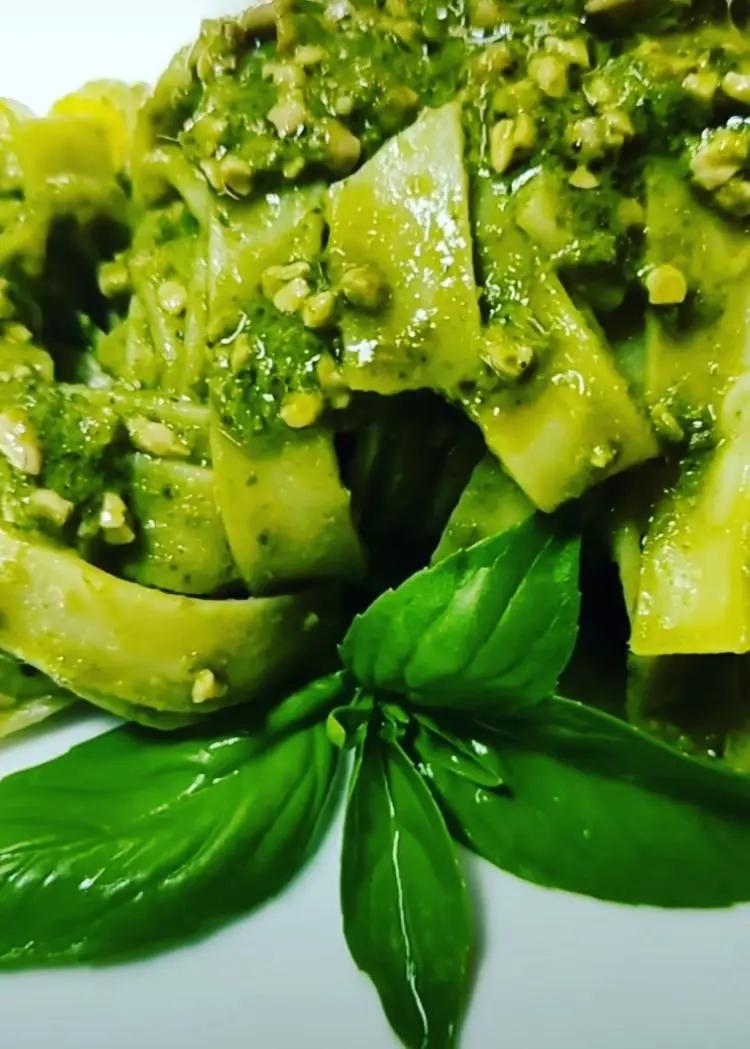 Ricetta TAGLIATELLE AL PESTO ALLA GENOVESE di Paola_dielle