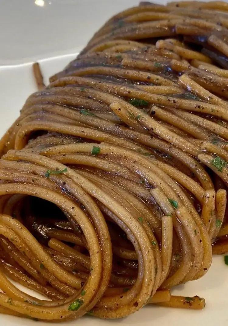 Ricetta Spaghetto alle olive nere di lucasfoodandkitchen