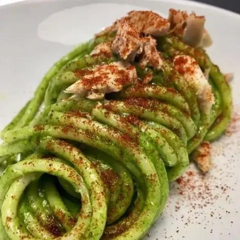 Ricetta Bucatini piccanti al pesto di rucola e sgombro di lucasfoodandkitchen