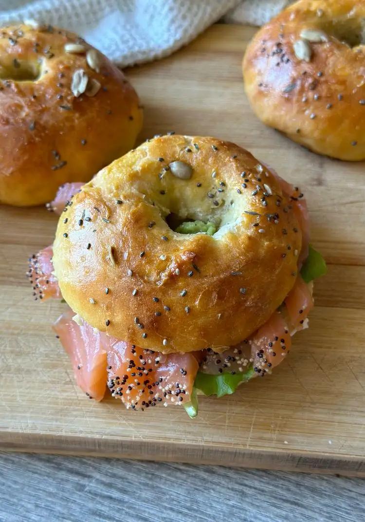 Ricetta BAGEL 2 INGREDIENTI - SENZA LIEVITAZIONE di unfilodolio