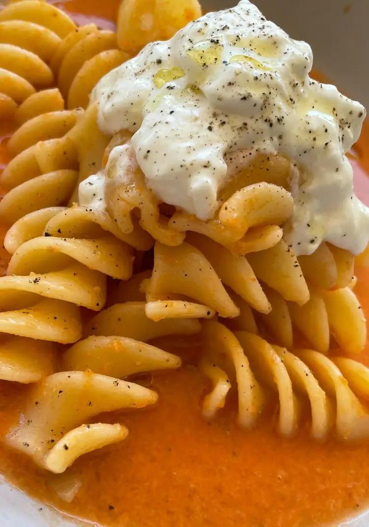 Ricetta Pasta fredda al gazpacho e stracciatella di burrata di gessi_in_cucina