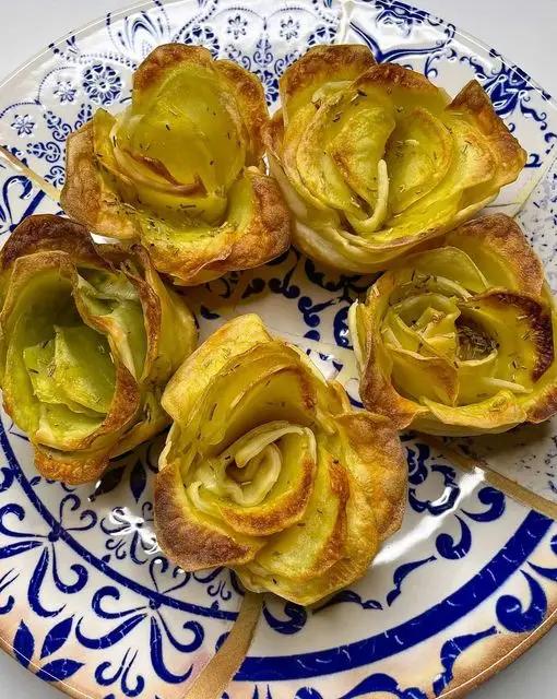 Ricetta Rose di patate croccanti di ilmiopiattoacolori