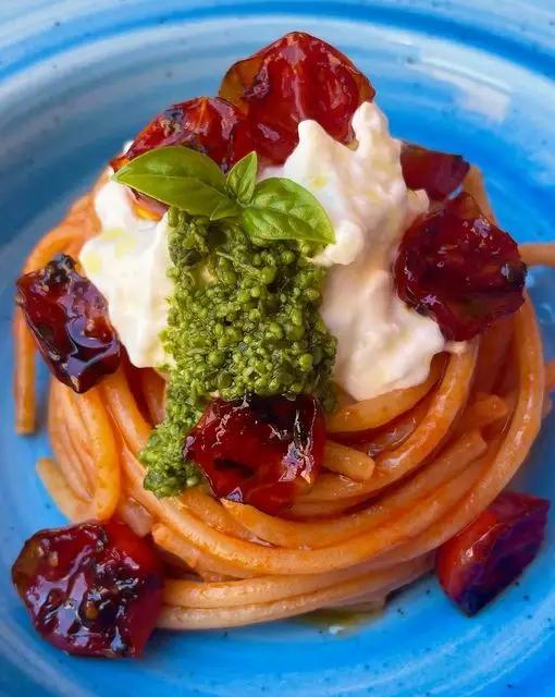 Ricetta Pomodorini arrosto, burrata e pesto di basilico di ilmiopiattoacolori