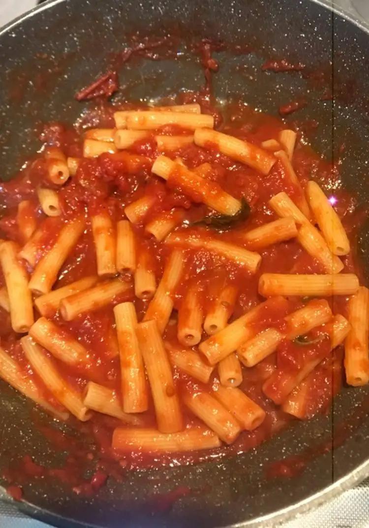 Ricetta Penne rigate con pomodoro di CookingMary