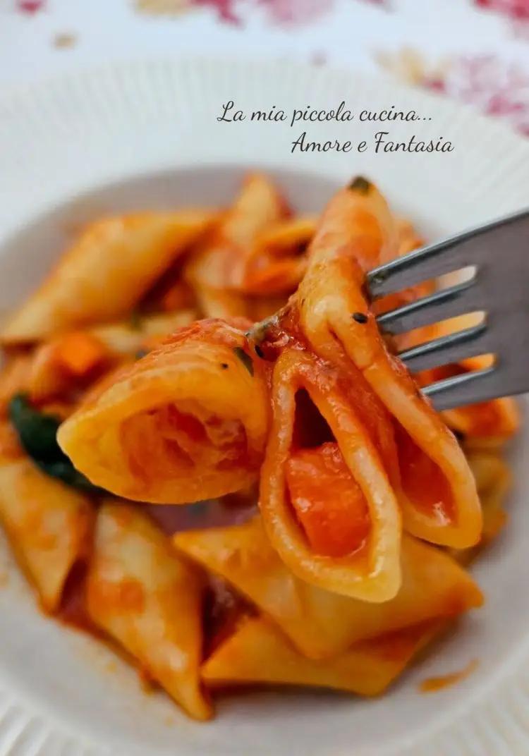 Ricetta Penne a candela con sugo al tonno di lamiapiccolacucinamorefantasia