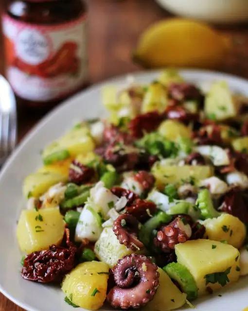 Ricetta Insalata di mare saporita di ilpugliesechecucina