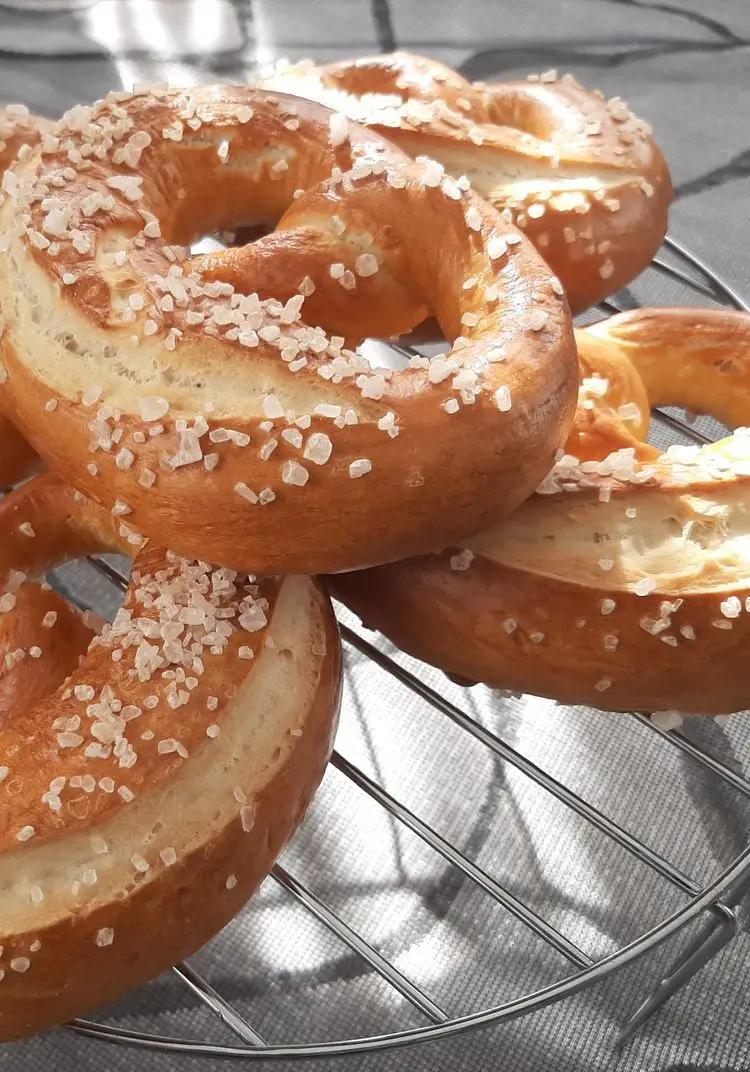 Ricetta Bretzl, pane tipico del sud Tirolo,Baviera.. di luigina