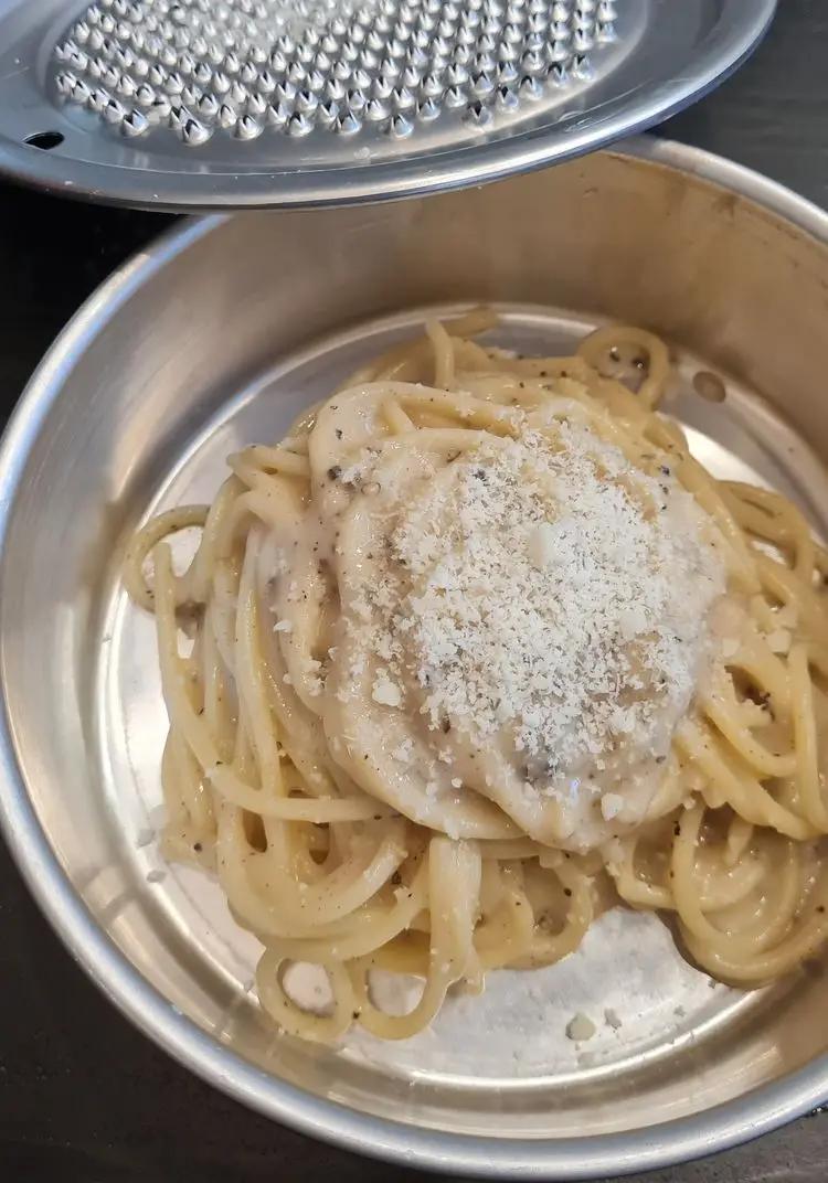 Ricetta La cacio e pepe in grattugia di Ilpastafondaio