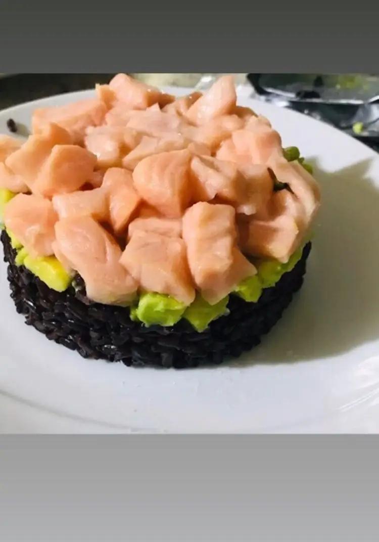 Ricetta Riso nero con avocado e tartare di salmone di Ali.98312