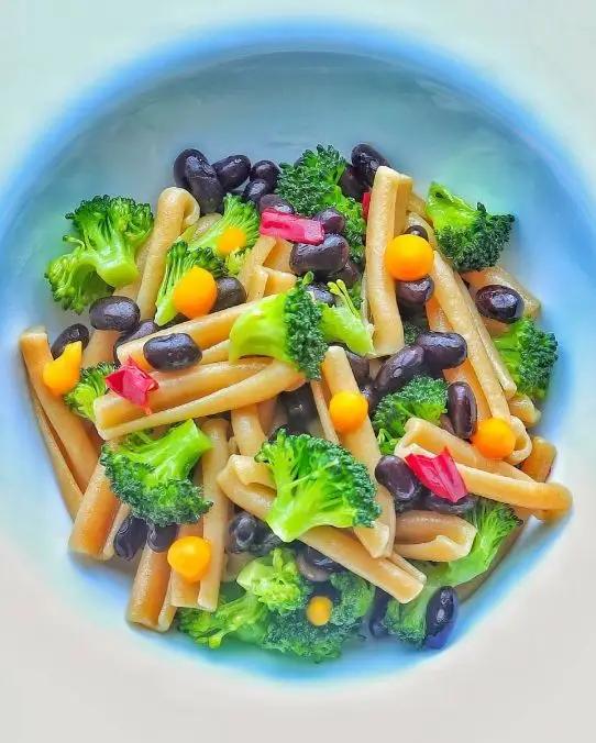 Ricetta Casarecce piccanti integrali ai broccoli fagioli neri e zucca di stefanoriccifoodblog