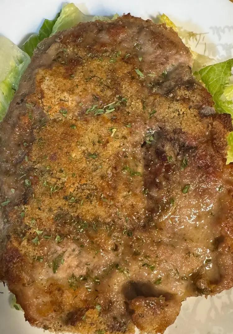 Ricetta Bistecca di maiale con pane grattugiato e noci 😋 di sborlininina40