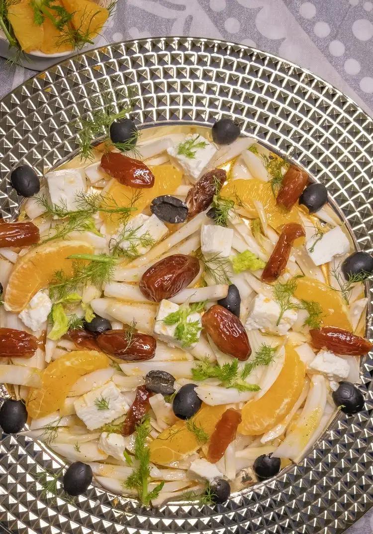 Ricetta Insalata di finocchi, arance,datteri, feta e olive di lacucinainfesta