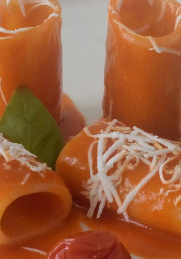 Ricetta "Paccheri di Gragnano alla salsa di ciliegino e cacioricotta" di Mamy.chef75