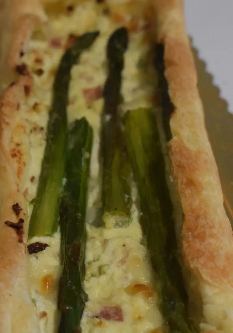 Ricetta Torta salata con asparagi ricotta e spek. di Mamy.chef75