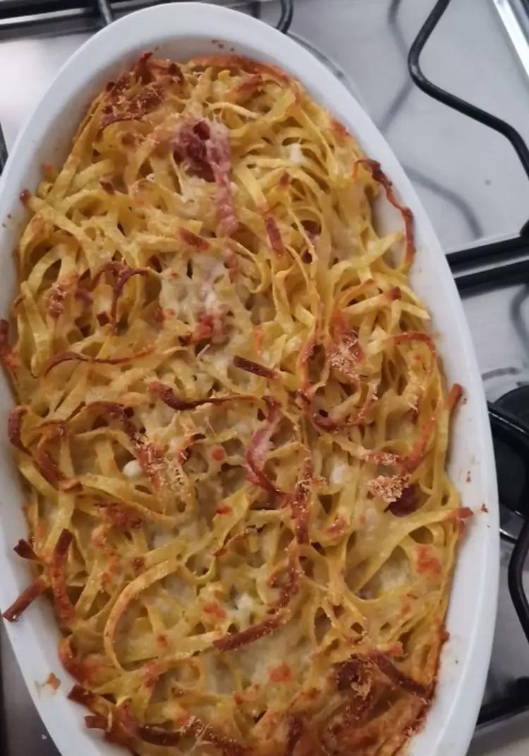 Ricetta Nidi di pasta, crema di carciofi, scamorza e pancetta di cleliaporcelluzzi