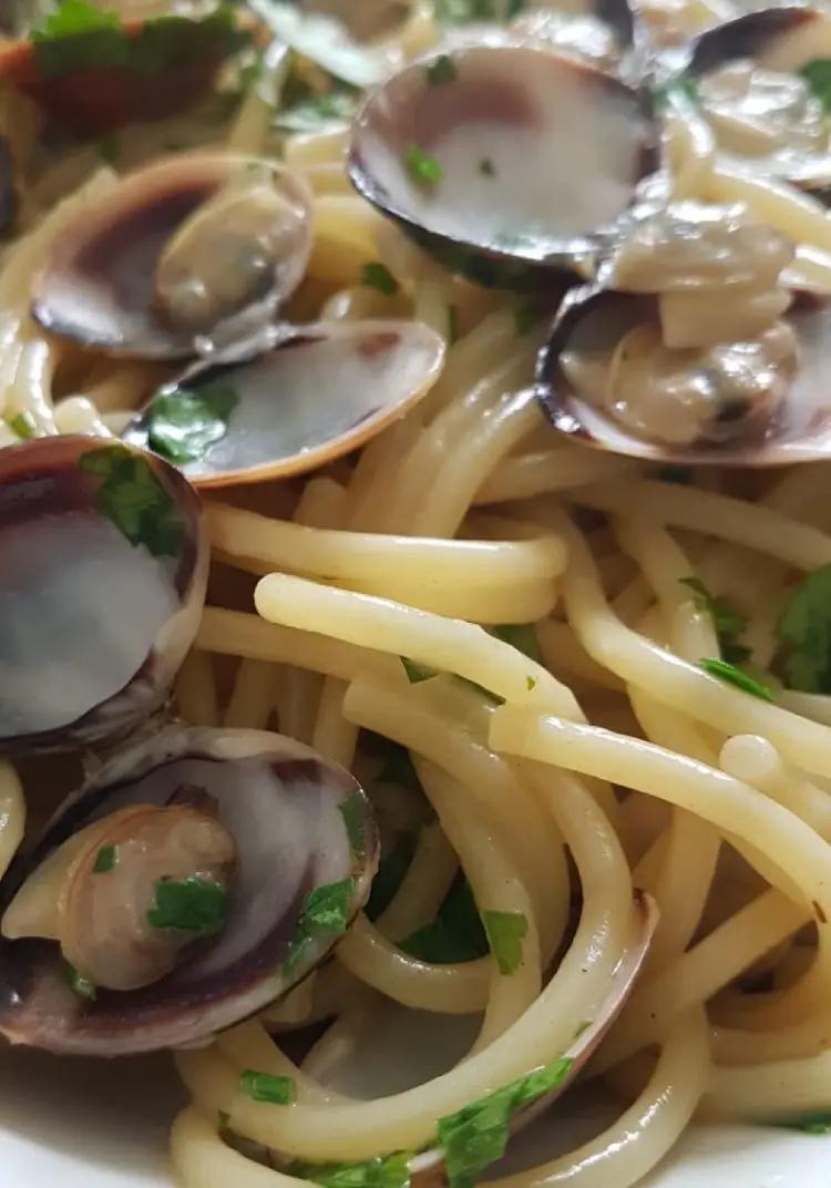 Ricetta Spaghetti con le vongole di destefanispina