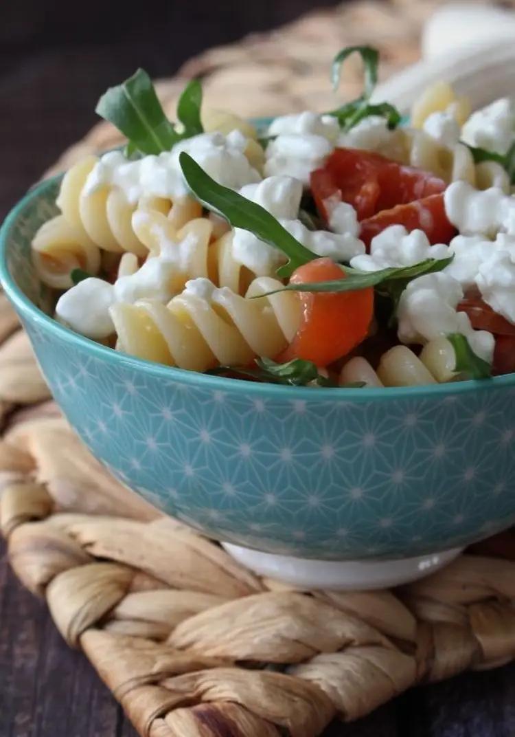 Ricetta Fusilli alla crudaiola con fiocchi di latte di Magno