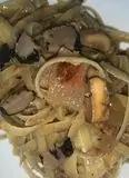 Immagine del passaggio 3 della ricetta Fettuccine Crema di porcini tartufo e guanciale 🥓🍄