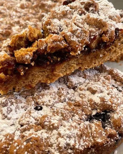 Ricetta Sbriciolata ai 7 cereali con confettura di ciliegie di lomagnafoodblog