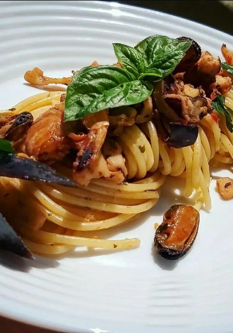 Ricetta Spaghetti allo scoglio 🍝😍😋 di emy_passion_for_cooking