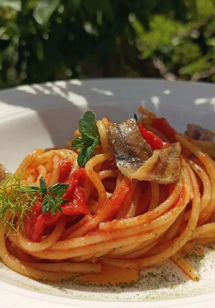 Ricetta Spaghetti alla "Droga Rossa " , Alici e polvere di foglie di limone di marcocarta1995