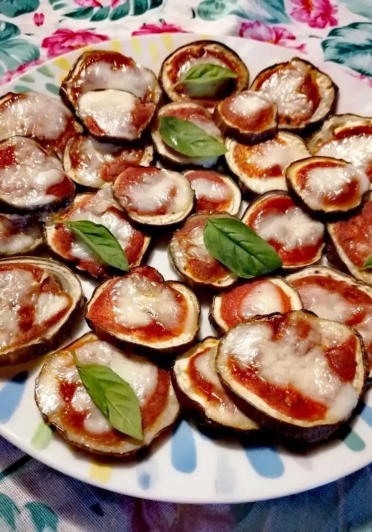 Ricetta Pizzette di melanzane 🍆🍆 di elena9209