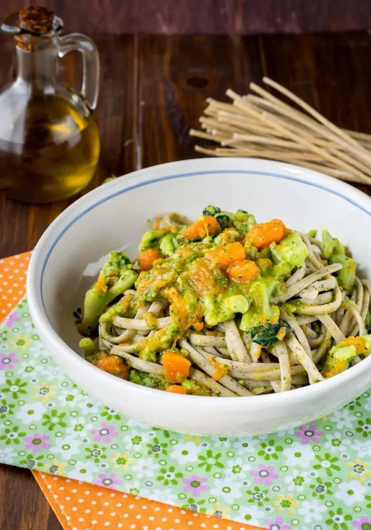 Ricetta Linguine di grano saraceno con broccoli e zucca di lemilleeunabontadifranci