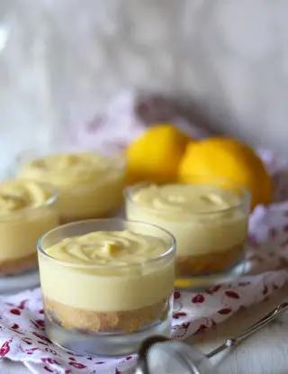 Ricetta Cheesecake al limone nel bicchiere di ricettedimaria