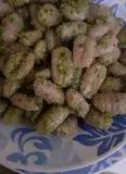 Immagine del passaggio 500 della ricetta Gnocchi al pesto