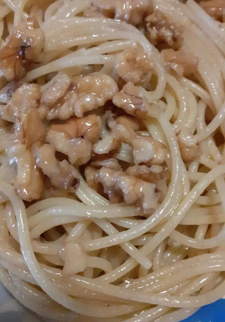 Ricetta Spaghetti noci e alici di elvira.gengaro