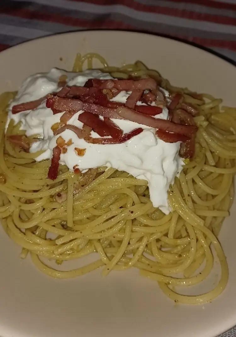 Ricetta Spaghetti pistacchio, speck e stracciatella di Simonachef