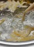 Immagine del passaggio 8 della ricetta Vermicelli, mini-girelle e pancake salati di zucca