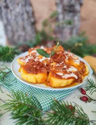 Ricetta Gnocchi di polenta con sugo di spuntature di _paola_catalano