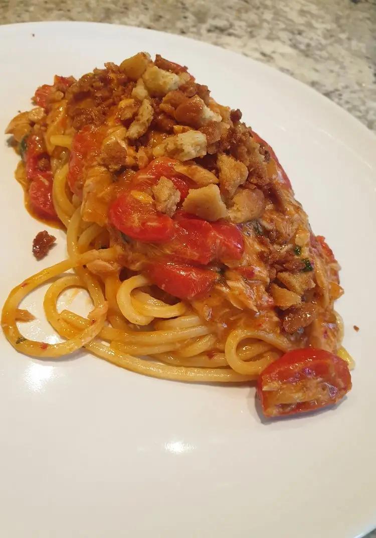 Ricetta Tonnarelli con tonno, pomodorini, 'nduja e taralli tostati di robertobabbilonia