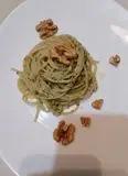 Immagine del passaggio 3 della ricetta Spaghetti al pesto di noci