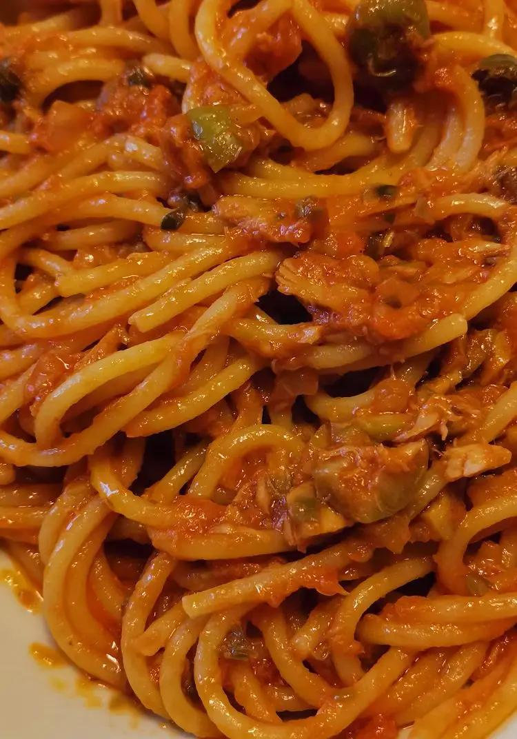 Ricetta Spaghetti cremosi tonno, capperi e olive di mati_alba_