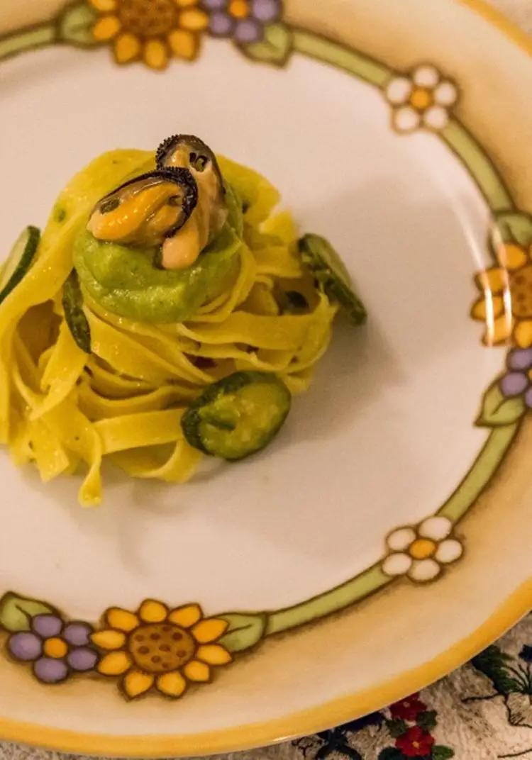 Ricetta Fettuccine con pesto di zucchine e cozze di fabriziomichelessi94