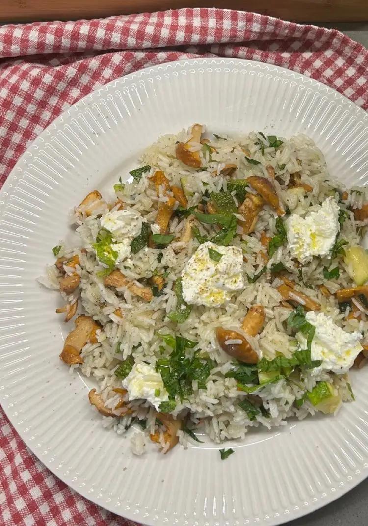 Ricetta Riso Basmati con Finferli, Zucchine e Caprino di renacooking