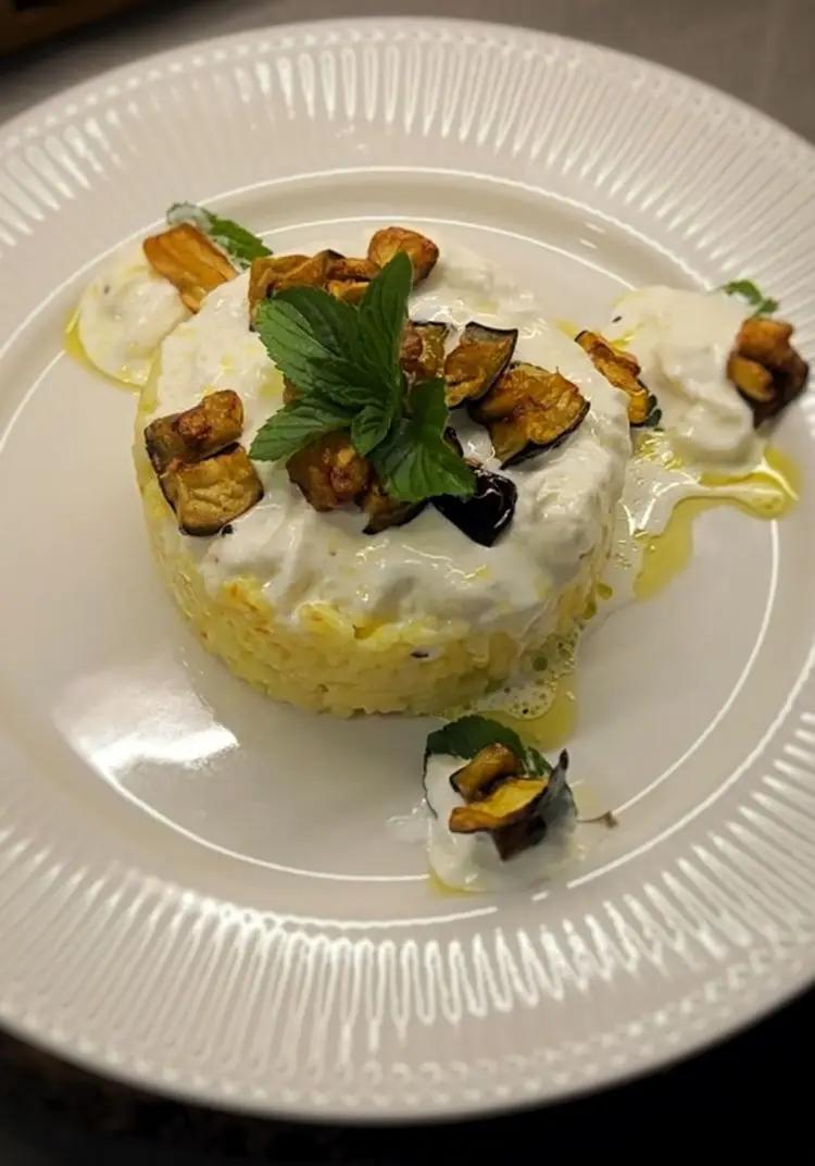 Ricetta Riso Bianco con Crema di Pomodorini Gialli, Stracciatella alla Menta e Melanzane Fritte di renacooking