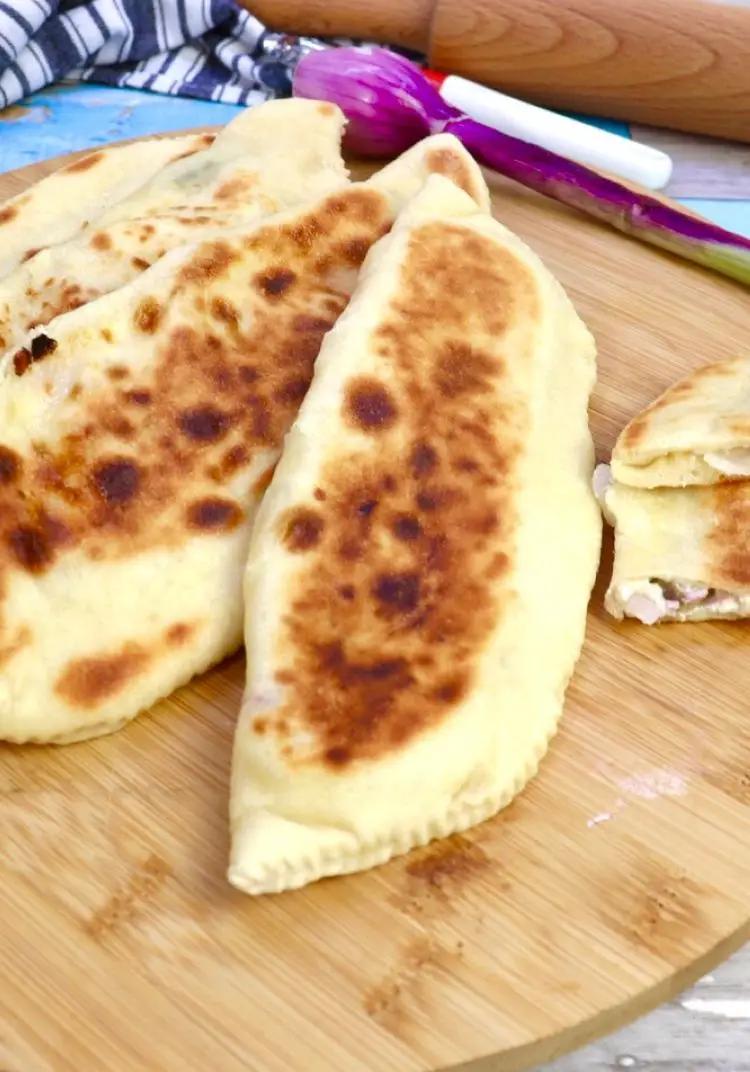 Ricetta Mezzelune con cipolle fresche e formaggio di _animaincucina_