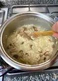 Immagine del passaggio 3202 della ricetta Risotto con i porri funghi e speck