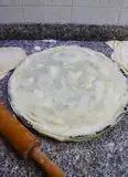 Immagine del passaggio 7 della ricetta Focaccia sfogliata con erbette e formaggio
