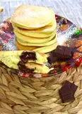 Immagine del passaggio 4 della ricetta Pancake ripieni al cioccolato